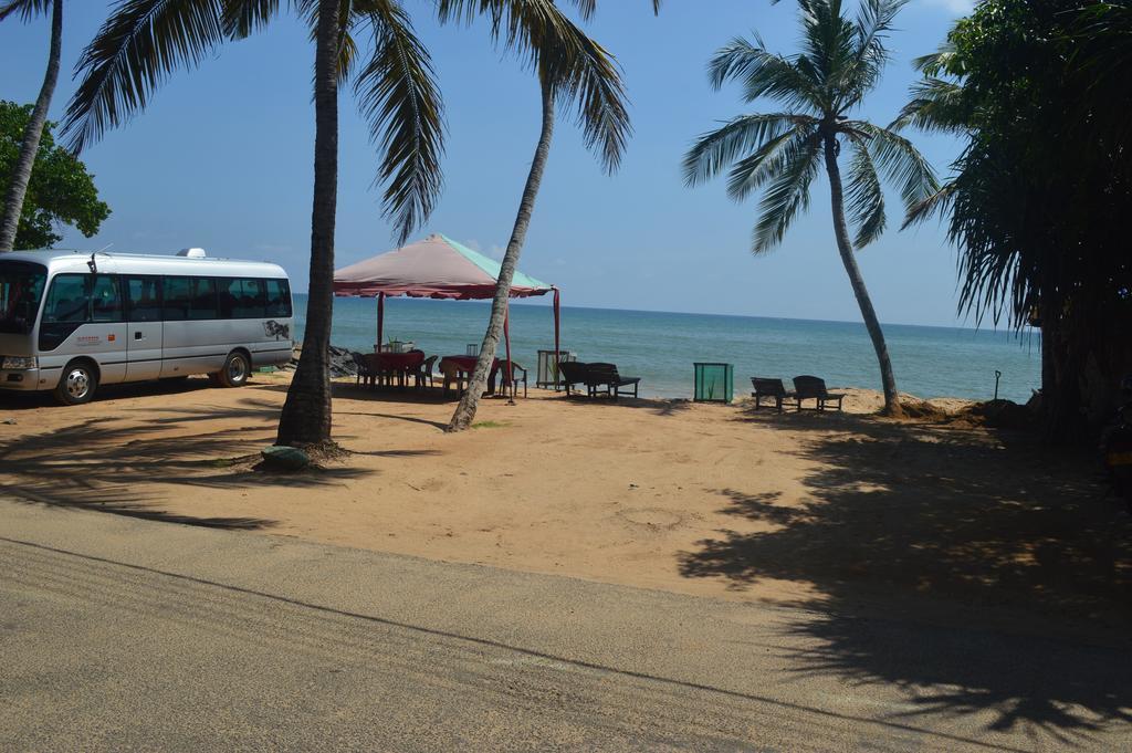 Gayana Guest House Kanattegoda Extérieur photo