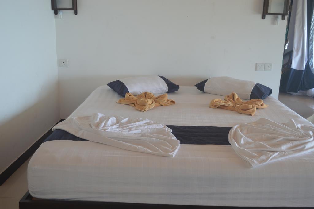 Gayana Guest House Kanattegoda Extérieur photo