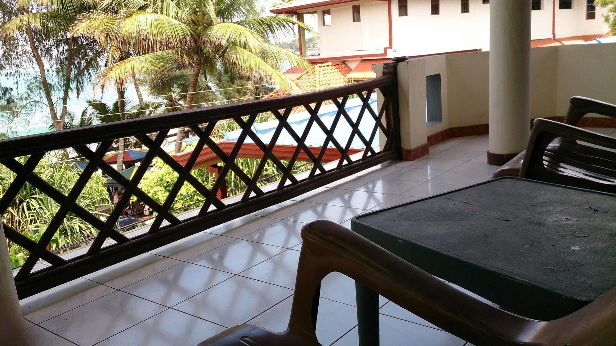 Gayana Guest House Kanattegoda Extérieur photo